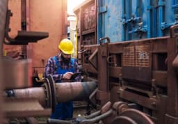 Corrosion and control of iron facilities in the gas & oil industry