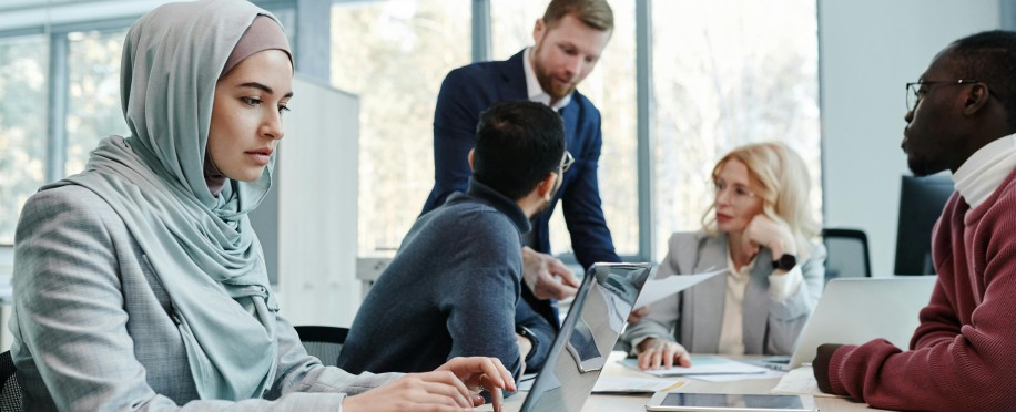 Why Traditional Leadership Models Are Failing – The Organizational Leadership Shift