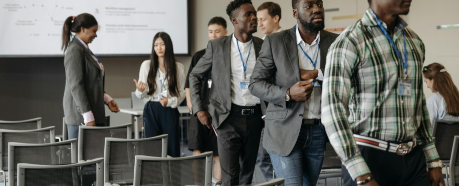 Building Future Leaders: What Modern Leadership Development Looks Like