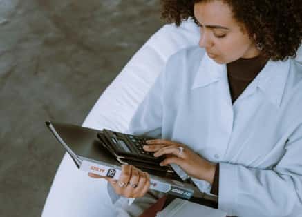 Career Cushioning in 2025: Smart Career Move or Loyalty Red Flag?