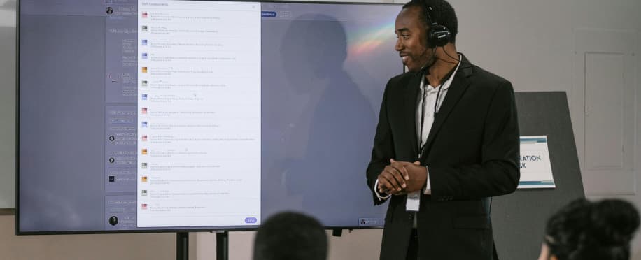 Public Speech Training: Essential Tips for Engaging and Persuasive Communication