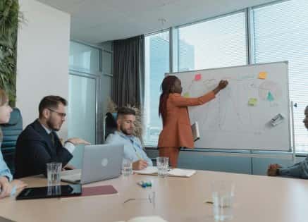 Building a Winning Conversational Marketing Strategy: Best Practices and Pitfalls