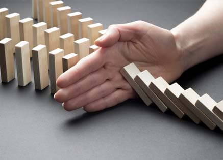 How to Handle a Crisis in an Organisation: 10 Crucial Steps